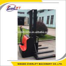 Nuevo 1600 a 5500 mm 1ton 1.5 ton 2 ton apilador eléctrico opcional pierna straddle